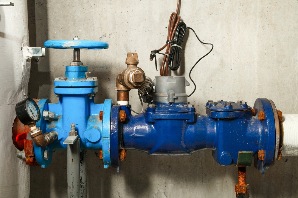 Water,meter,in,building,with,commercial,and,residential,units.,digital
